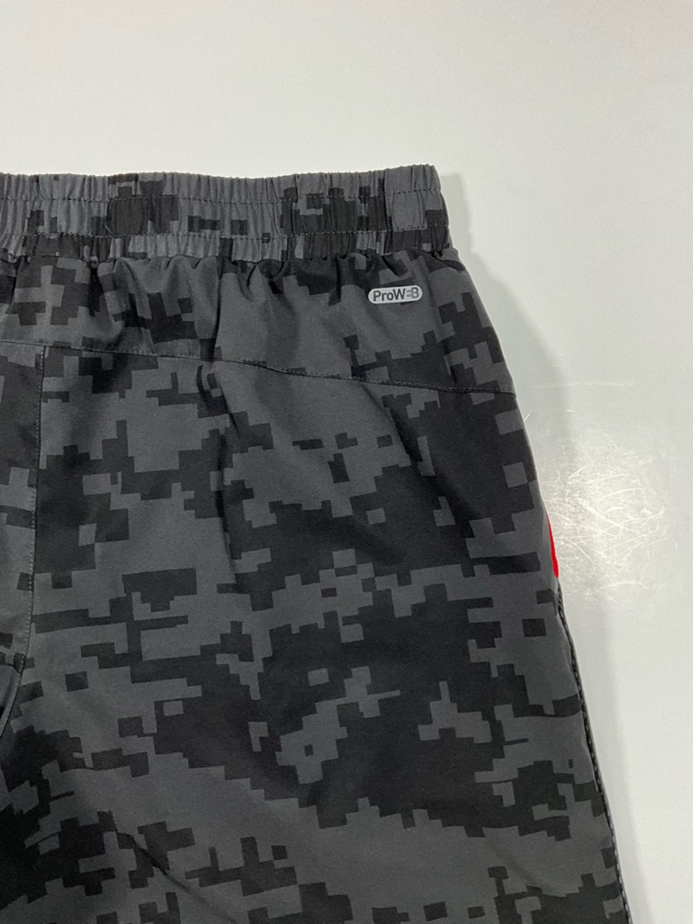 Spyder Active Men’s Athletic Shorts Size Large - Picture 12 of 12